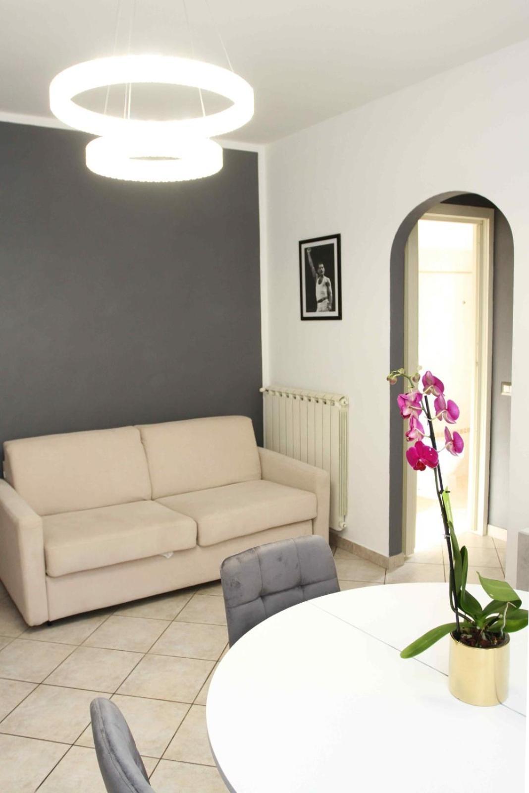 La Perla Del Mare - 9 Minutes From Fco Airport - Free Wifi E Netflix Apartment Fiumicino Exterior photo