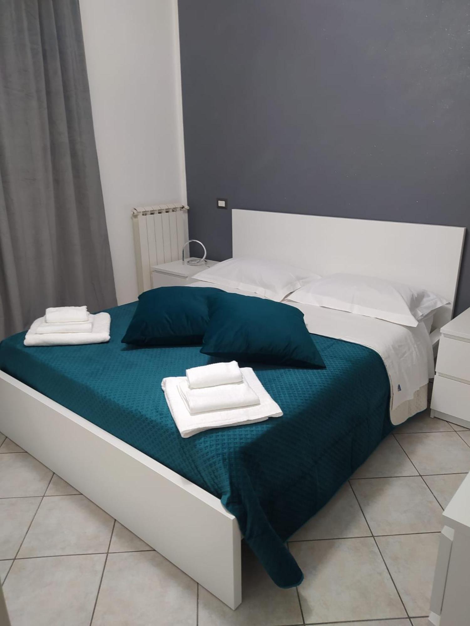 La Perla Del Mare - 9 Minutes From Fco Airport - Free Wifi E Netflix Apartment Fiumicino Exterior photo